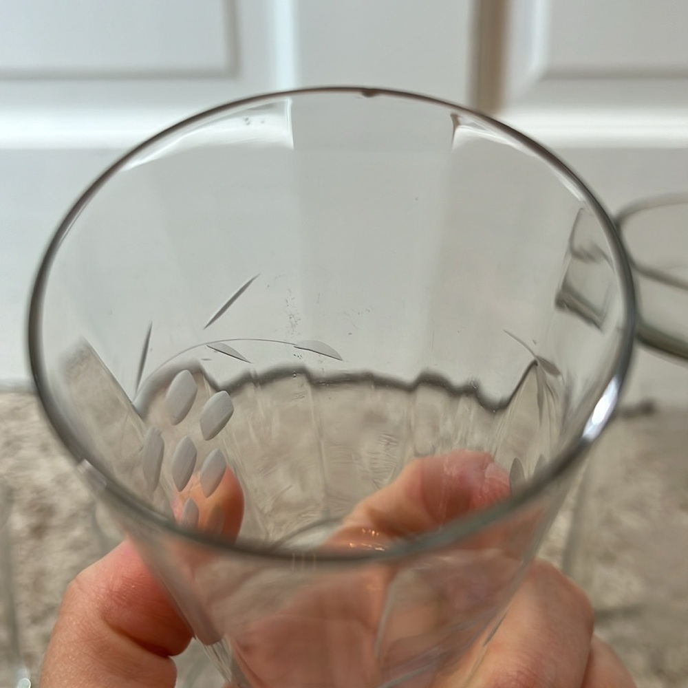 Vintage Grape Etched Carafe Pitcher w/ 11 Matching Glasses - Picture 9 of 14